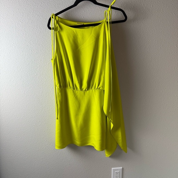 Alexis Wesley Dress Chartreuse Green One-Shoulder Long-Sleeve Mini A-Line XS - Picture 4 of 16